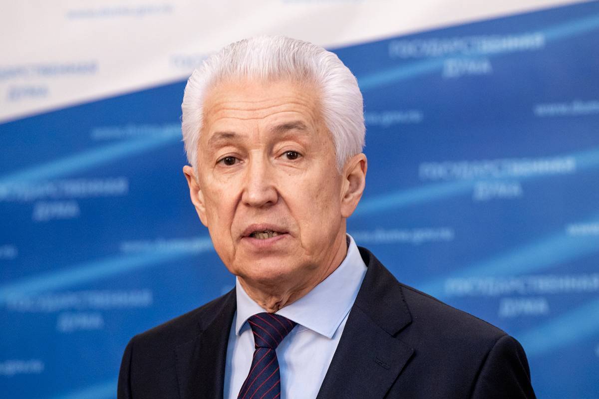 Владимир Васильев: Перед нами стоит задача качественно изменить жизнь людей